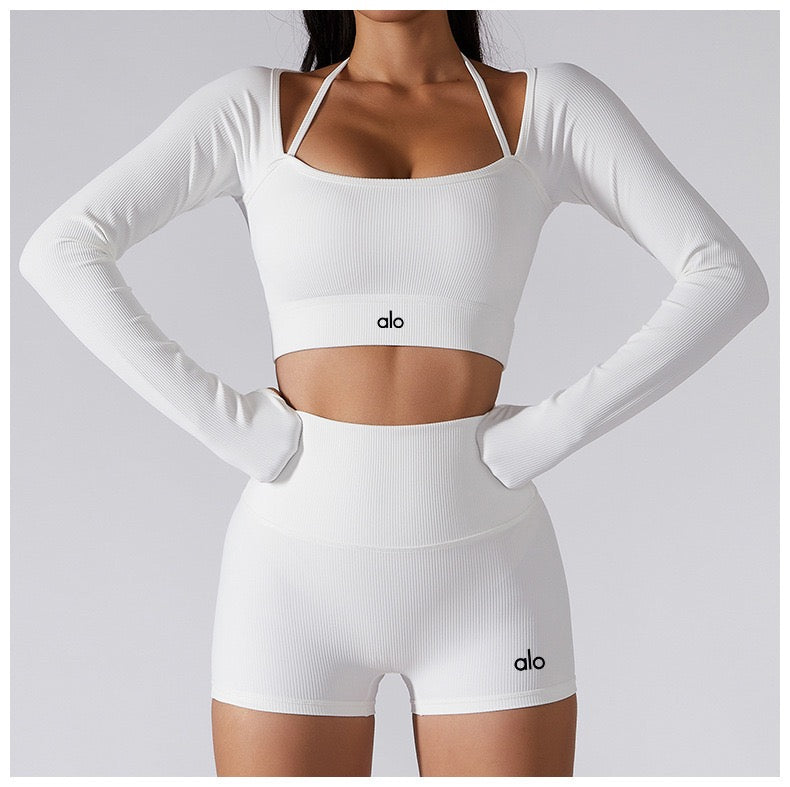 Nahtloses Sport-Set | Figurbetont & Atmungsaktiv | Crop-Top & Shorts